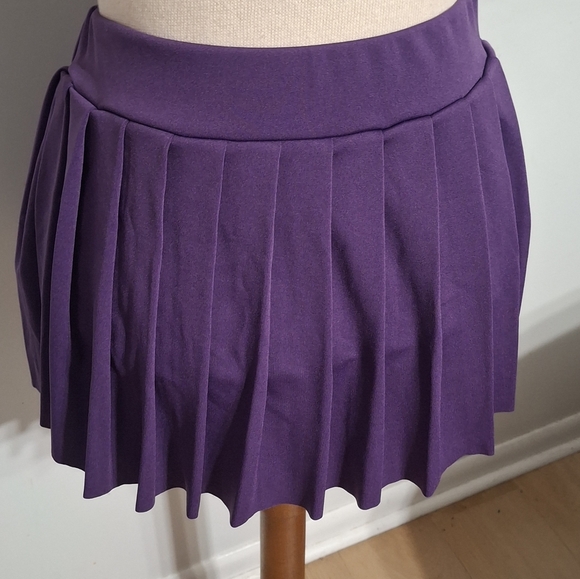 Pretty In Purple Mini Skirt- W Sz Medium - Picture 4 of 4